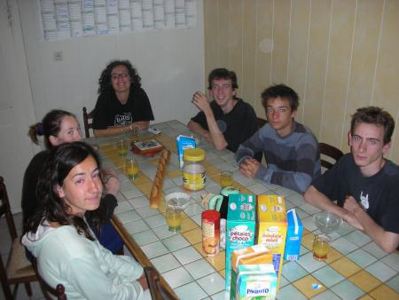 Tou le monde...